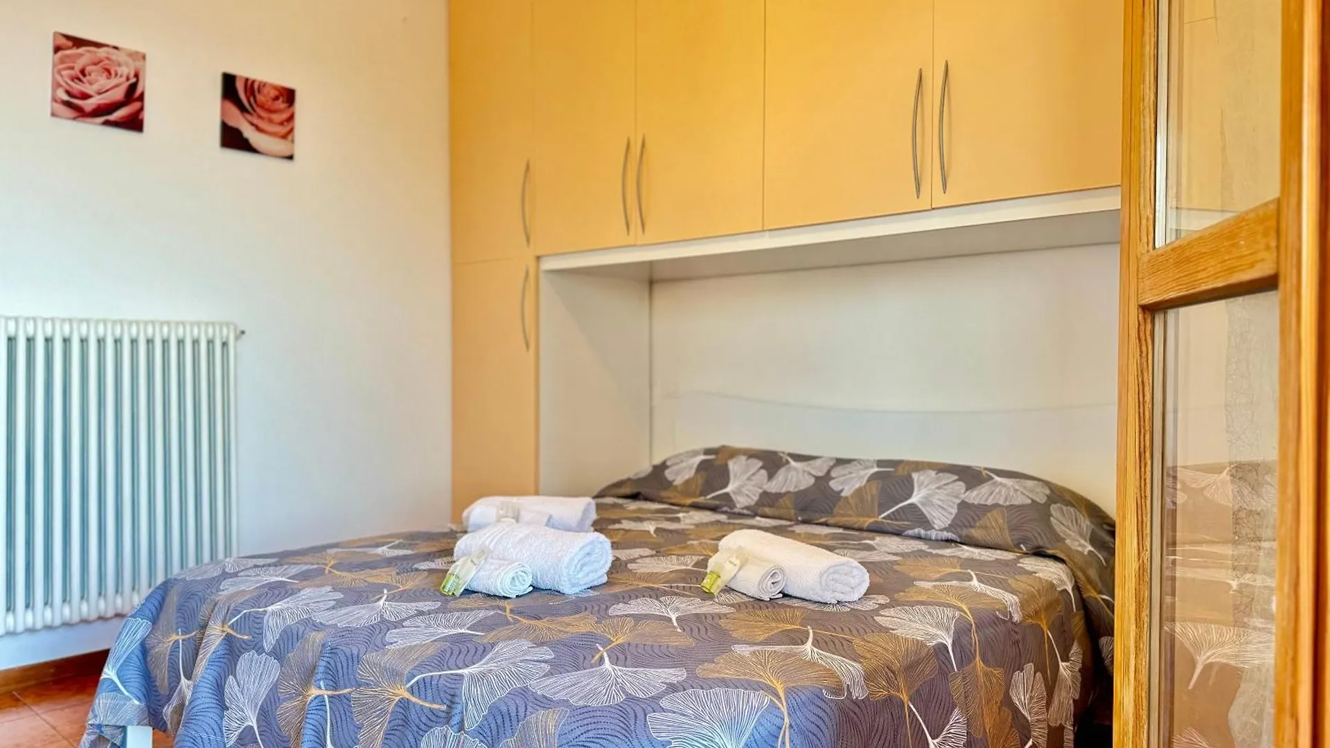82, Attico Leonardo Apartment Lido Adriano 0*,  Italy