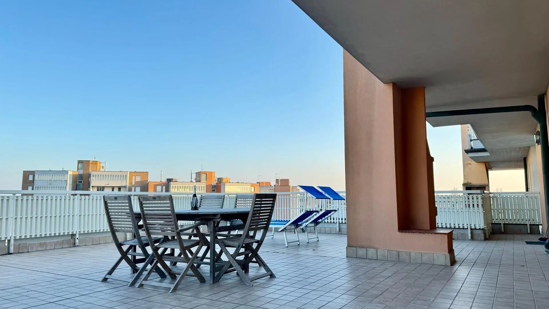 Ferienwohnung 82, Attico Leonardo Lido Adriano