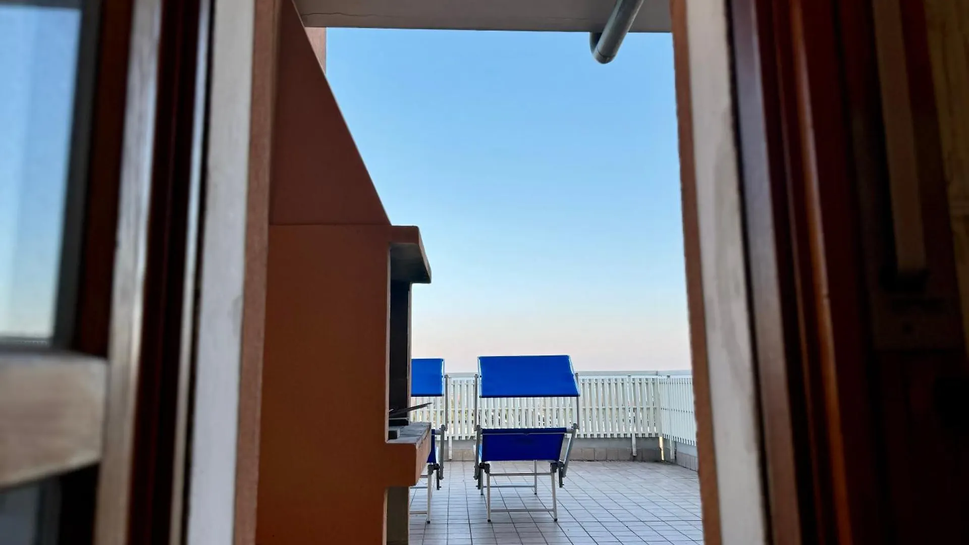 82, Attico Leonardo Apartment Lido Adriano