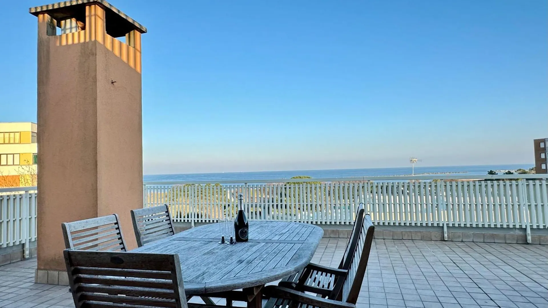 Ferienwohnung 82, Attico Leonardo Lido Adriano Apartment